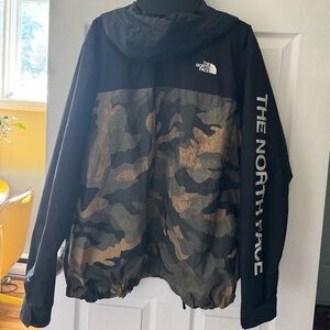 Tnf xl rain jacket